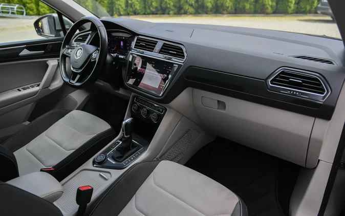 Volkswagen Tiguan cena 114900 przebieg: 91000, rok produkcji 2018 z Rzeszów małe 781